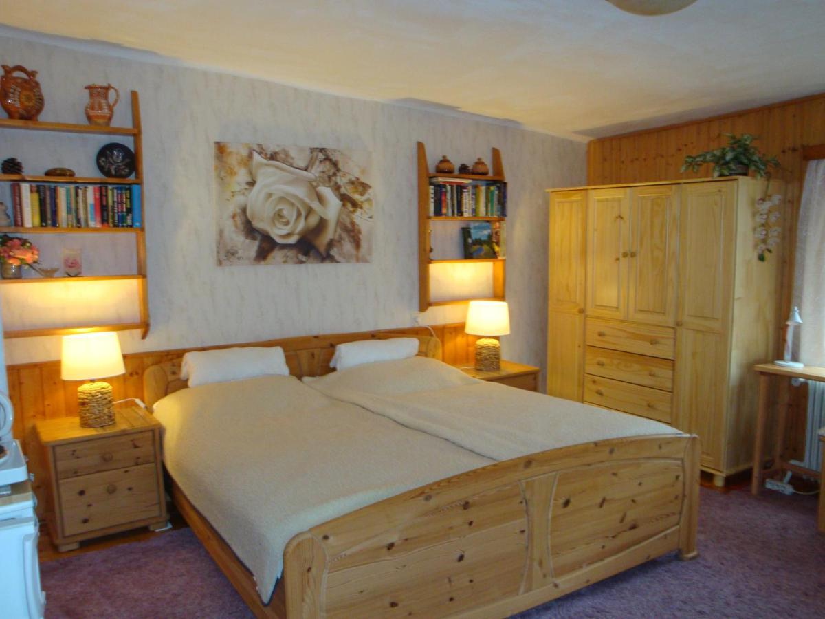 Апартаменты Apartman Na Sumave-Волари Экстерьер фото