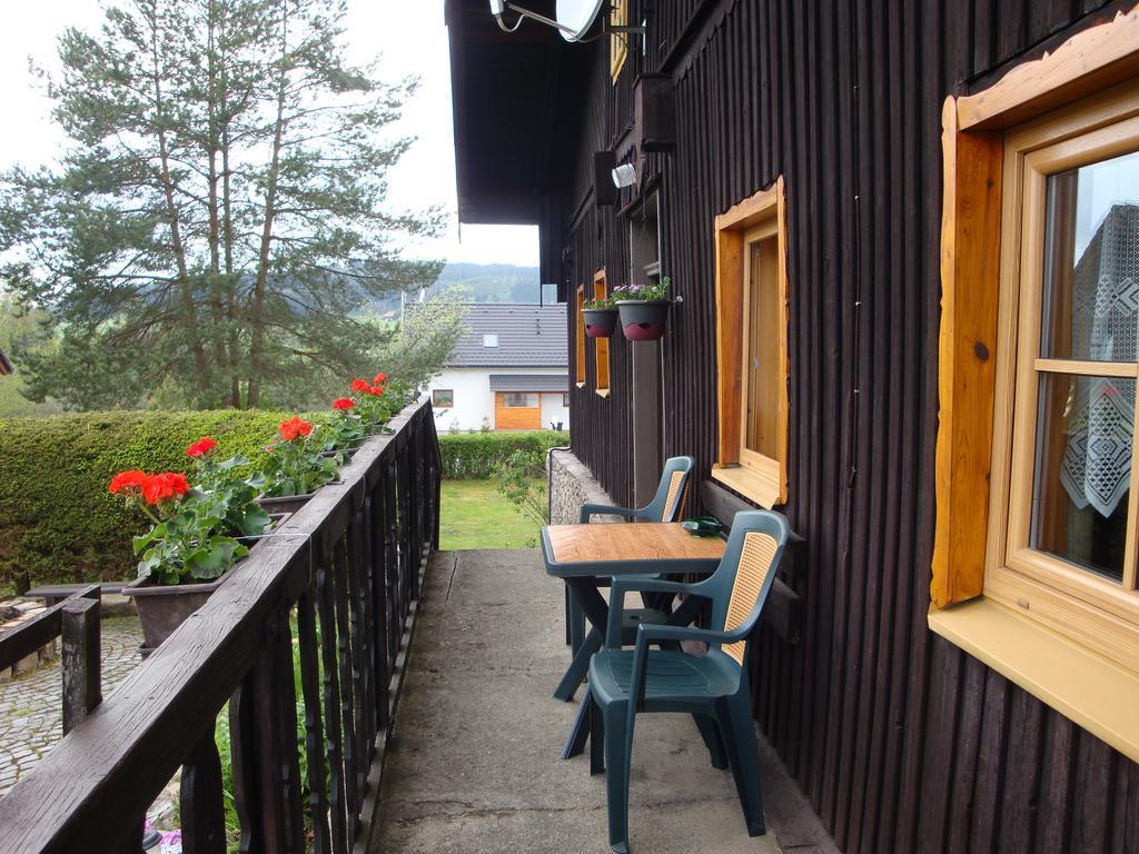 Апартаменты Apartman Na Sumave-Волари Экстерьер фото