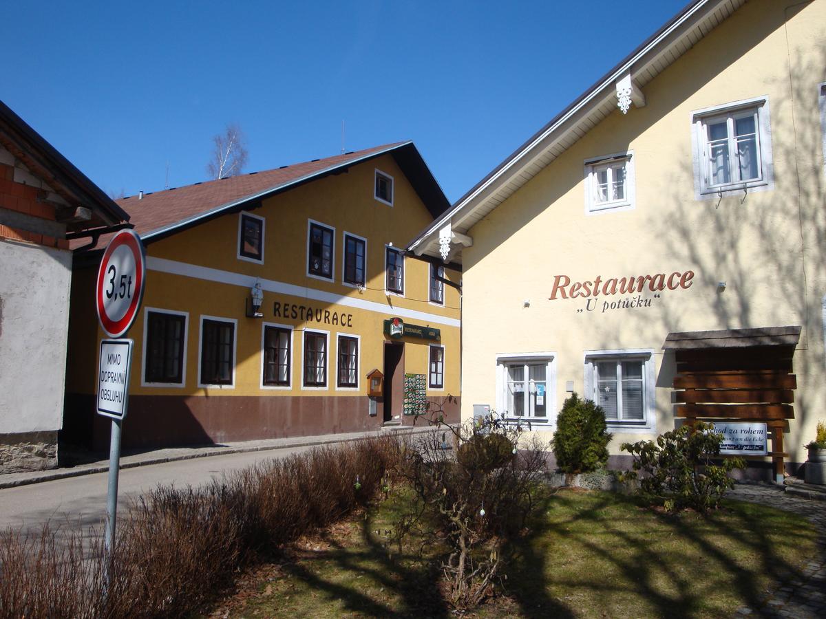 Апартаменты Apartman Na Sumave-Волари Экстерьер фото